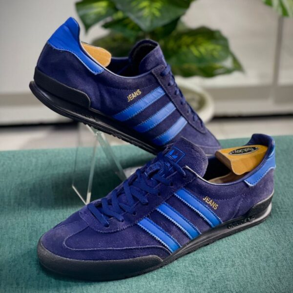 Classic Adidas Jeans Sneakers