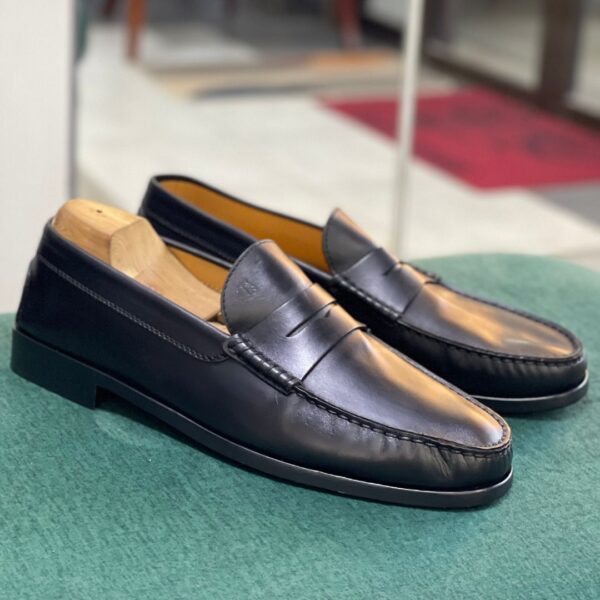 Tods Leather Loafers