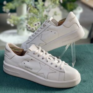 2 Golden Goose Super Star Low Top Trainer