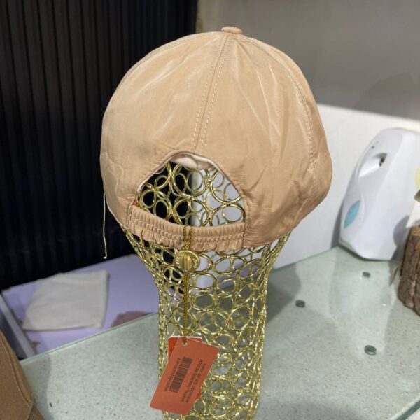 Brown Cap