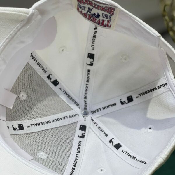Caps for Sale in Kenya (9) NY Yankees Cap